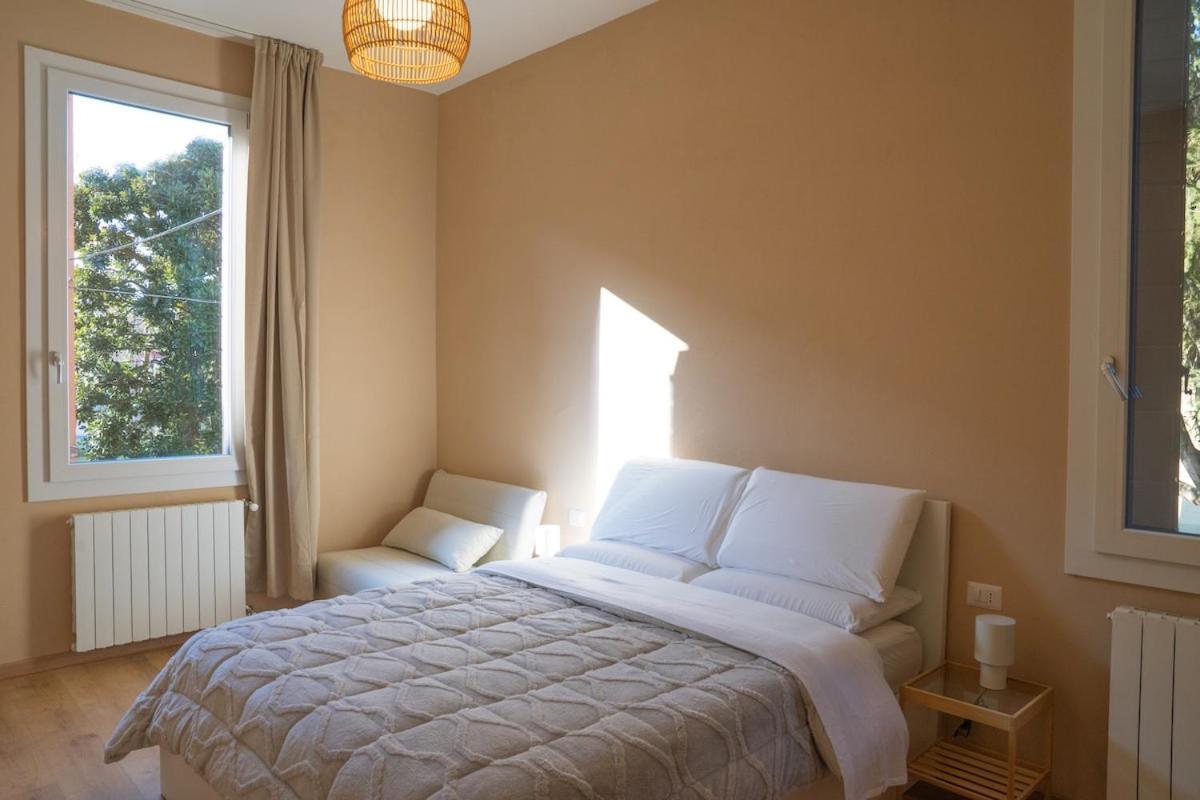 200m Mestre Station 3 Big Bedrooms With Ac Tv Apartamento