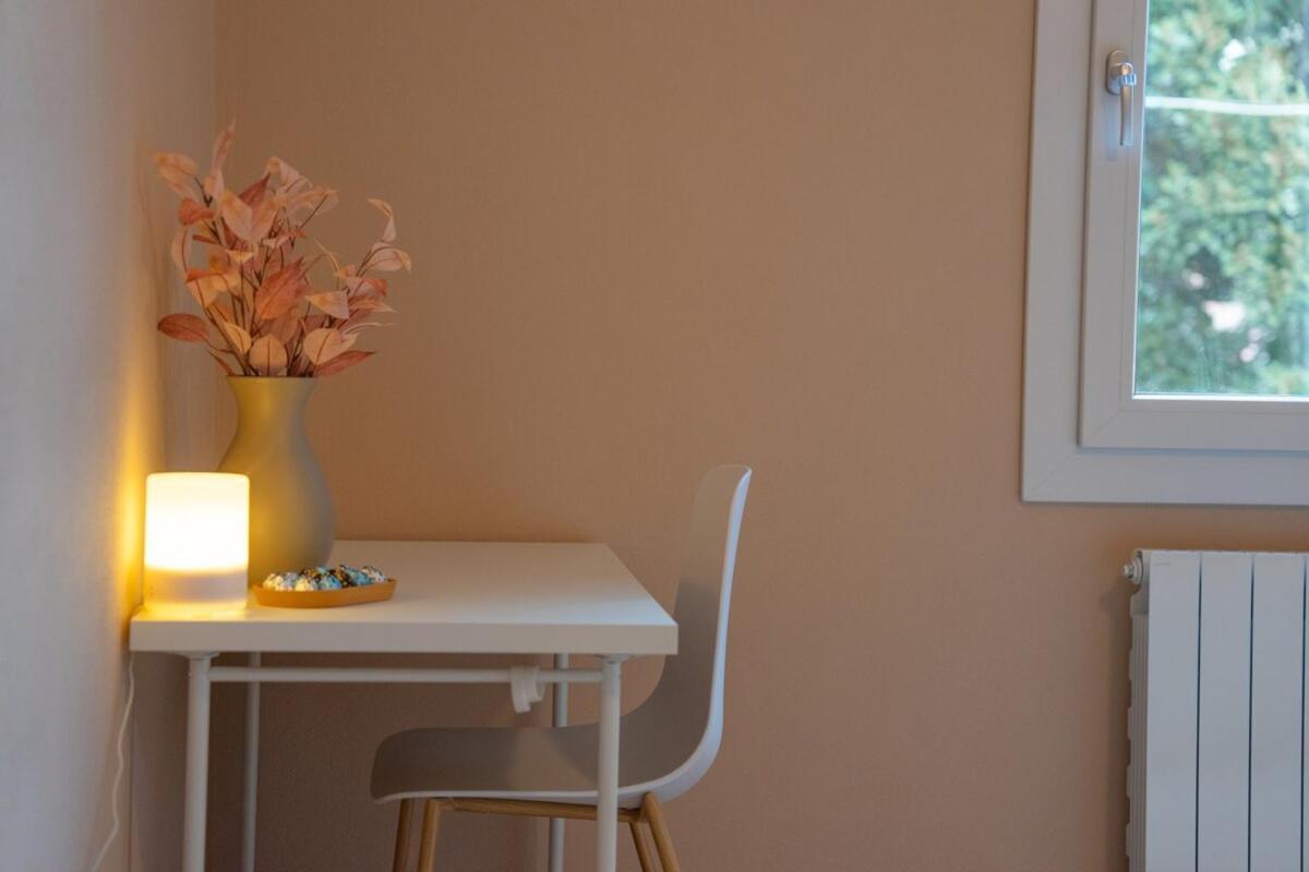 200m Mestre Station 3 Big Bedrooms With Ac Tv